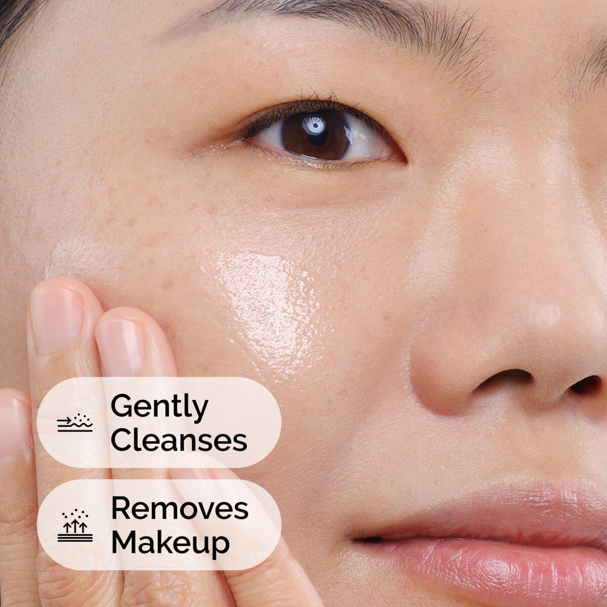 squalane-cleanser-m0 ord-squalane-cleanser-model-application-with-benefits.jpg